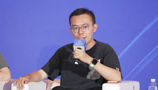 未来不远机器人张翼：如果企业把AI当成全部核心业务	，经营波动会极大